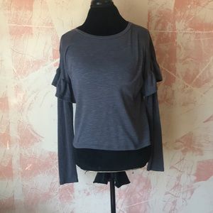 Lightweight sweater by Mossimo